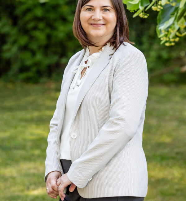 Dr. Földesi Gabriella